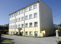Budova školy Vrchlického 567